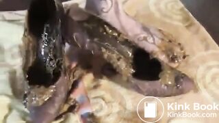 SCAT - Sexy girls Pooping 8