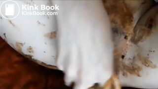 SCAT - Sexy girls Pooping 9