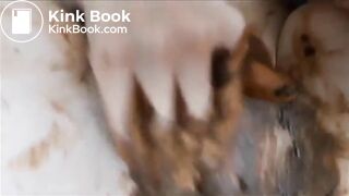 SCAT - Sexy girls Pooping 9