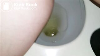 SCAT - Sexy girls Pooping 20