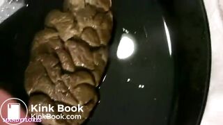 SCAT - Sexy girls Pooping 9