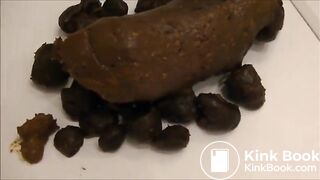 SCAT - Sexy girls Pooping 9