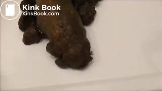 SCAT - Sexy girls Pooping 9