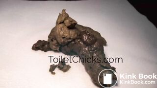 SCAT - Sexy girls Pooping 9