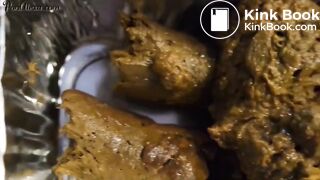 SCAT - Sexy girls Pooping 9