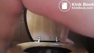 SCAT - Sexy girls Pooping 7