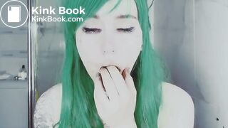 SCAT - Sexy girls Pooping 10