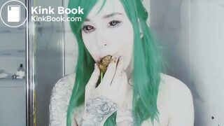 SCAT - Sexy girls Pooping 10