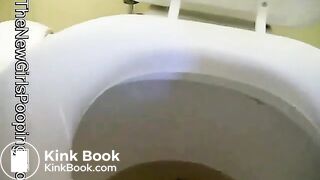 SCAT - Sexy girls Pooping 8