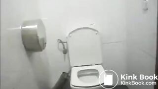 SCAT - Sexy girls Pooping 16