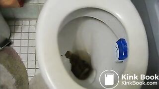 SCAT - Sexy girls Pooping 12