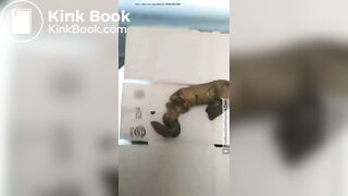 SCAT - Sexy girls Pooping 12