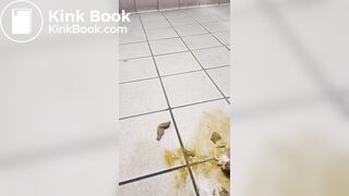 SCAT - Sexy girls Pooping 17
