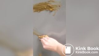 SCAT - Sexy girls Pooping 17