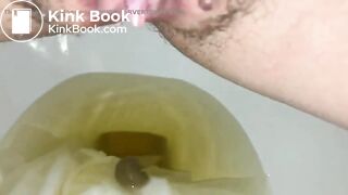SCAT - Sexy girls Pooping 11