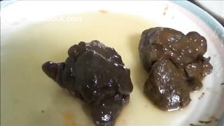 SCAT - Sexy girls Pooping 9