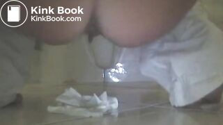 SCAT - Sexy girls Pooping 10