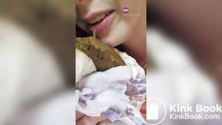 SCAT - Sexy girls Pooping 13