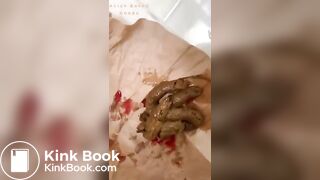 SCAT - Sexy girls Pooping 11