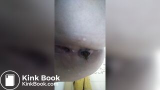 SCAT - Sexy girls Pooping 17