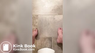 SCAT - Sexy girls Pooping 17