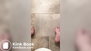 SCAT - Sexy girls Pooping 17