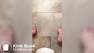 SCAT - Sexy girls Pooping 17