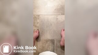 SCAT - Sexy girls Pooping 17