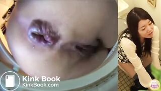 SCAT - Sexy girls Pooping 18