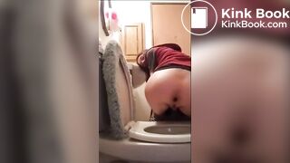 SCAT - Sexy girls Pooping 18