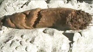 SCAT - Sexy girls Pooping 14