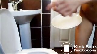 SCAT - Sexy girls Pooping 14