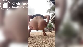 SCAT - Sexy girls Pooping 13