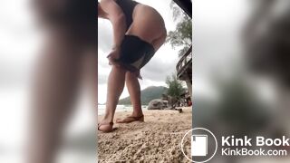 SCAT - Sexy girls Pooping 13