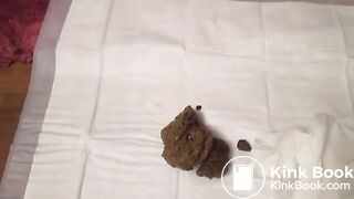 SCAT - Sexy girls Pooping 14