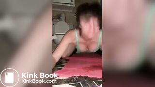 SCAT - Sexy girls Pooping 15