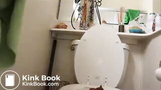 SCAT - Sexy girls Pooping 15