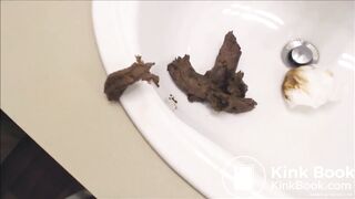 SCAT - Sexy girls Pooping 20