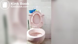 SCAT - Sexy girls Pooping 13