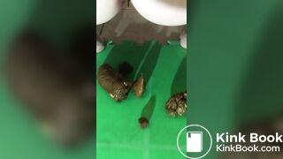 SCAT - Sexy girls Pooping 16