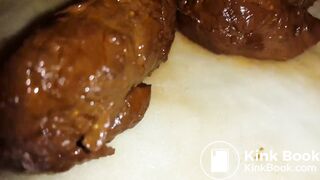 SCAT - Sexy girls Pooping 17