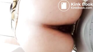 SCAT - Sexy girls Pooping 17