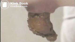 SCAT - Sexy girls Pooping 21