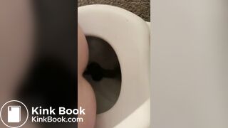SCAT - Sexy girls Pooping 16