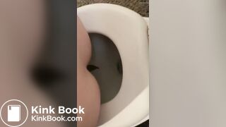 SCAT - Sexy girls Pooping 16