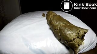 SCAT - Sexy girls Pooping 22