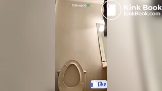 SCAT - Sexy girls Pooping 22