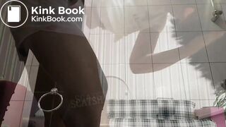 SCAT - Sexy girls Pooping 19