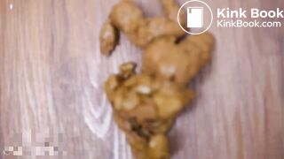 SCAT - Sexy girls Pooping 21