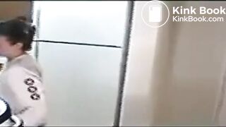 SCAT - Sexy girls Pooping 21